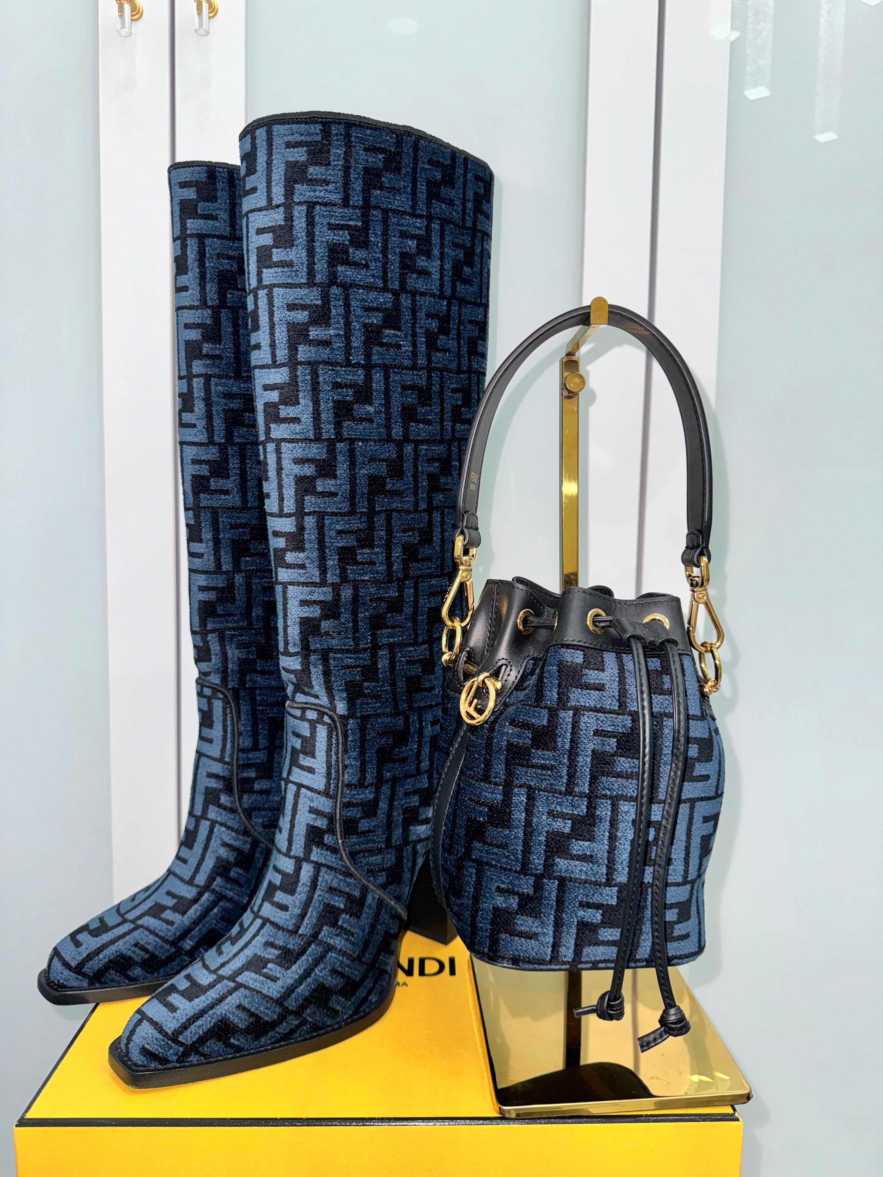 Fendi Zuccu mini bag and boots (38.5)